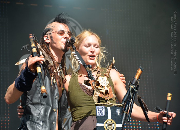 Enjoy Castlefest concert, Steve "Sic" Evans - Van der Harten (Omnia) and Fiona Rüggeberg (Faun).